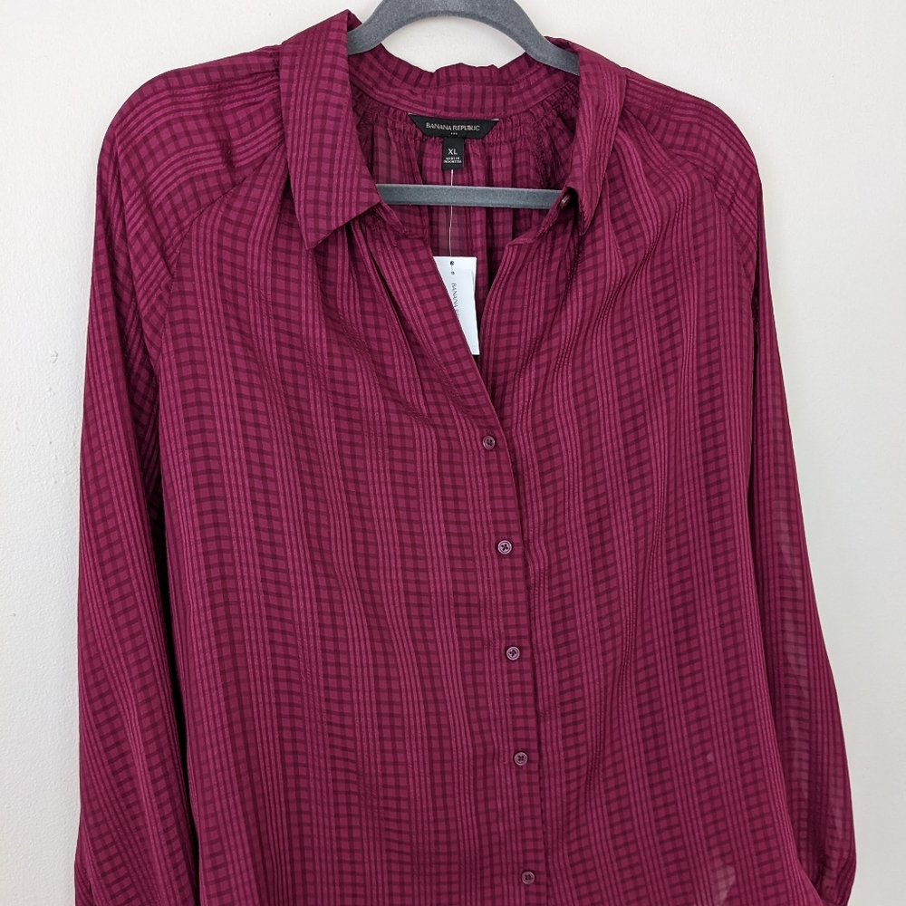 Banana Republic Factory Jacquard Blouse - Picture 3 of 8